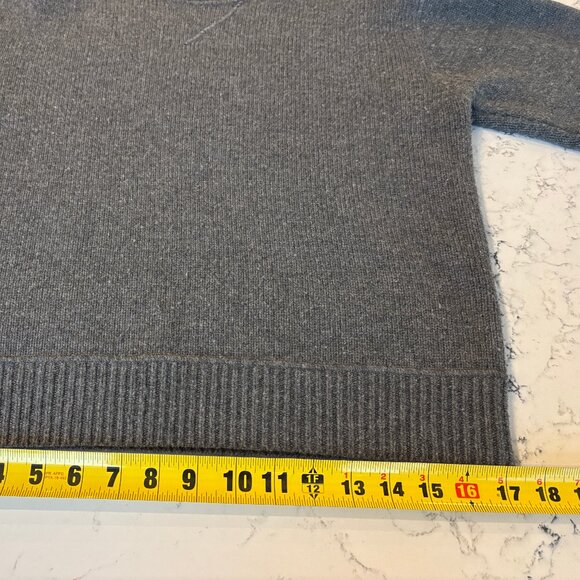 Aritzia TNA Finney Merino Wool Crewneck Sweater - Picture 7 of 9